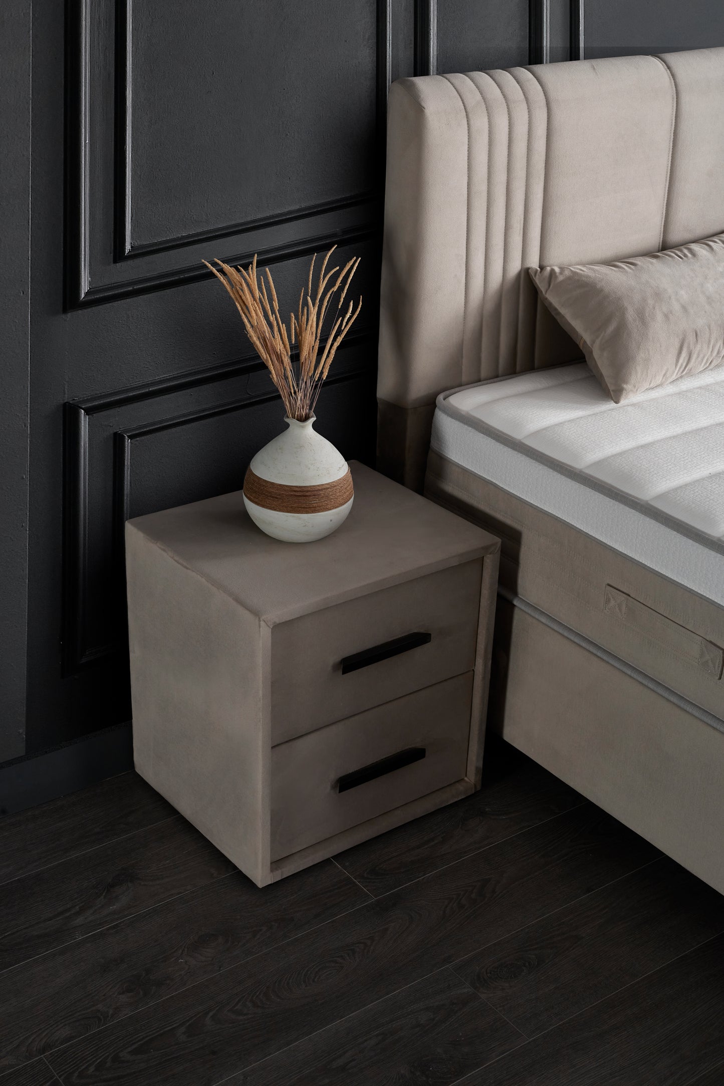 Belicia Beige Boxspringbett