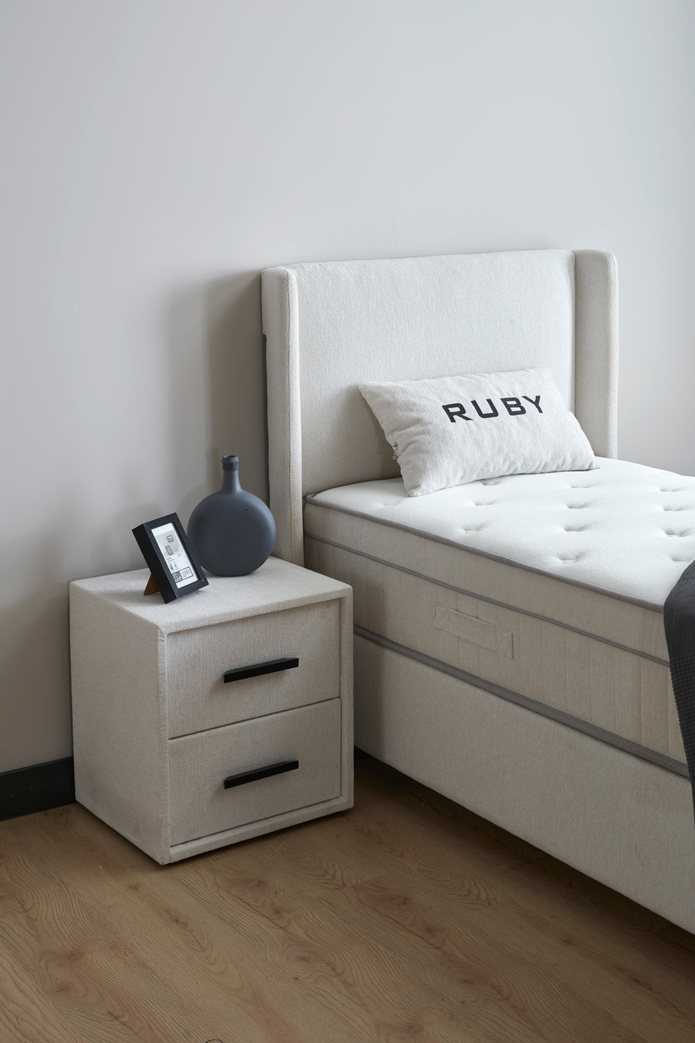 Ruby Boxspringbett