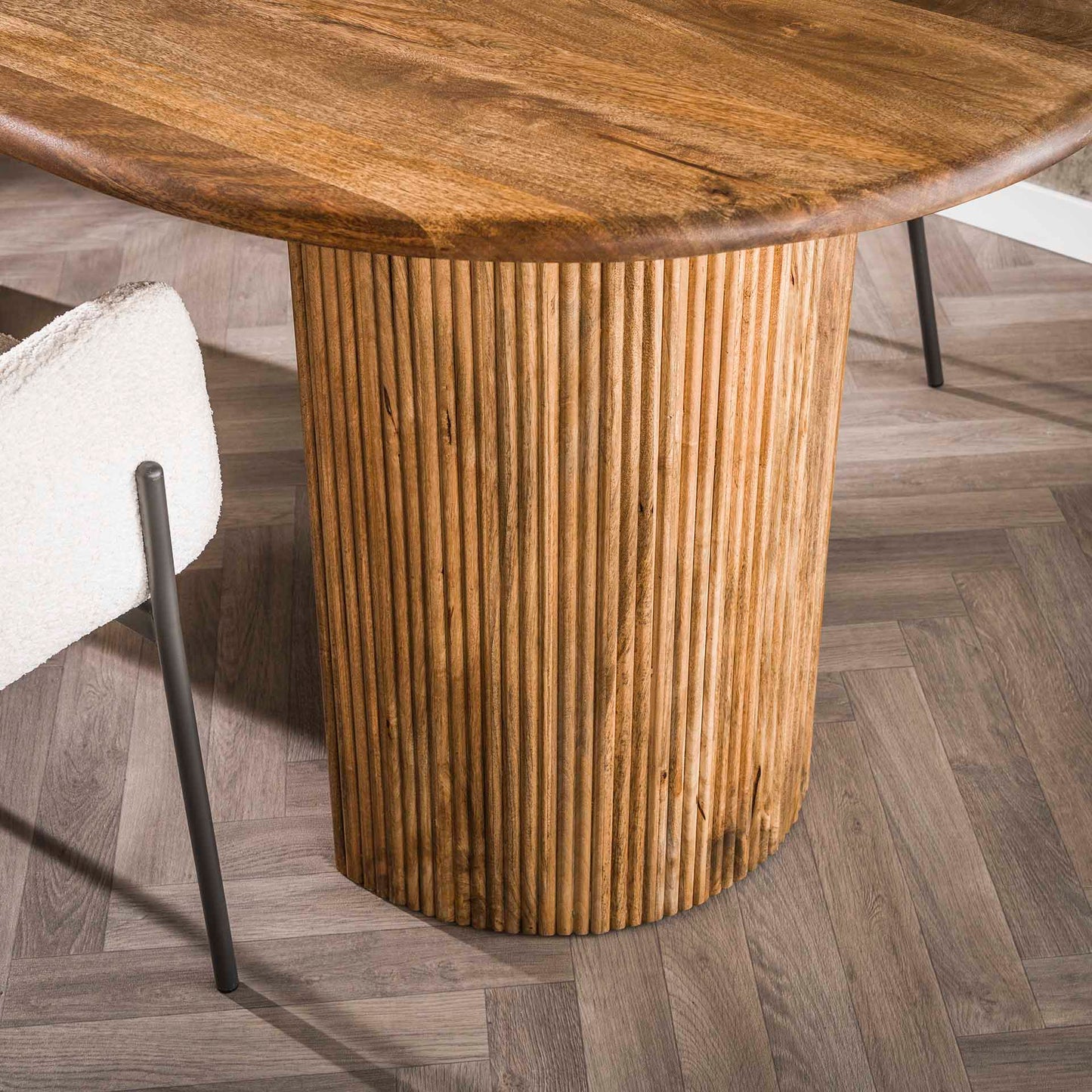 Esstisch Laguna 215x90x78 cm – Elegantes Mangoholz mit geschwungenem Design